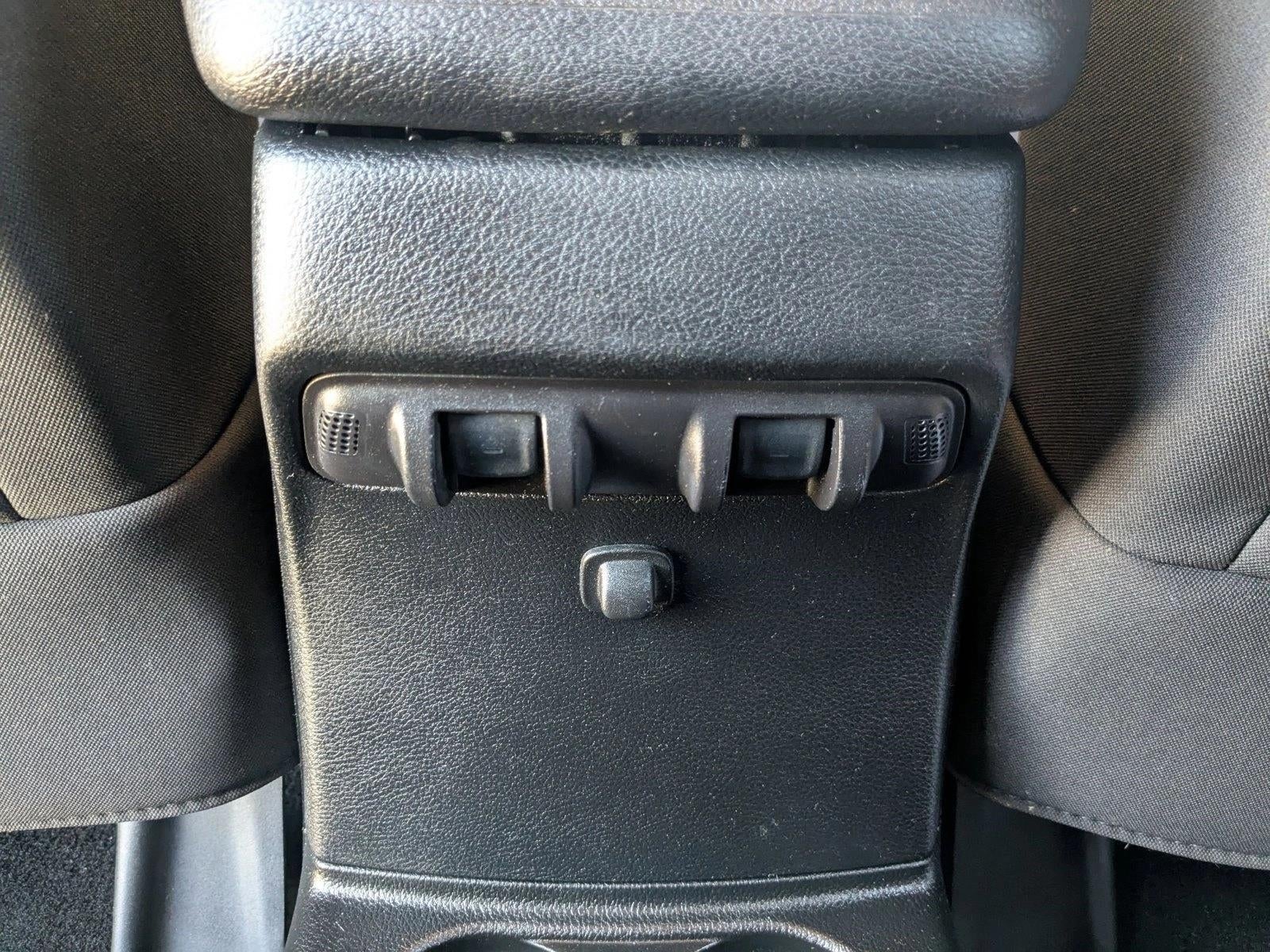 2014 Jeep Wrangler Unlimited 4WD 4dr Sahara