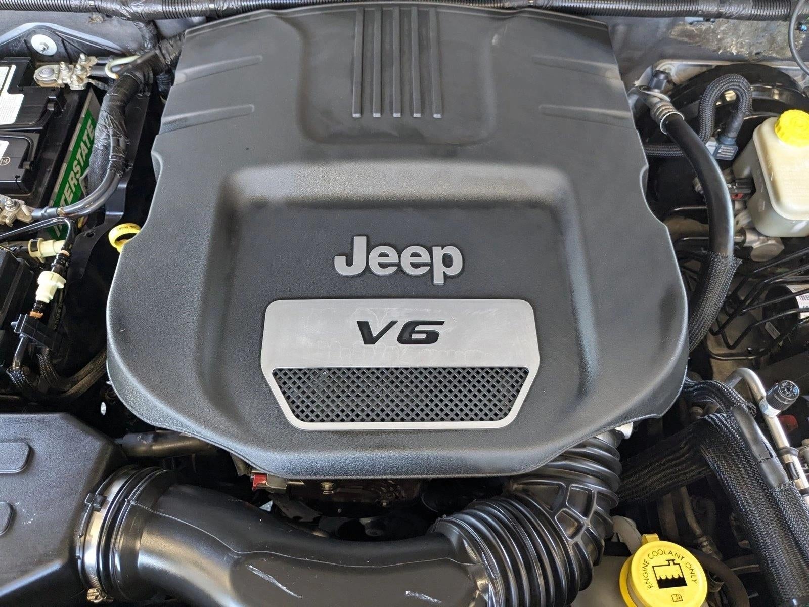 2014 Jeep Wrangler Unlimited 4WD 4dr Sahara