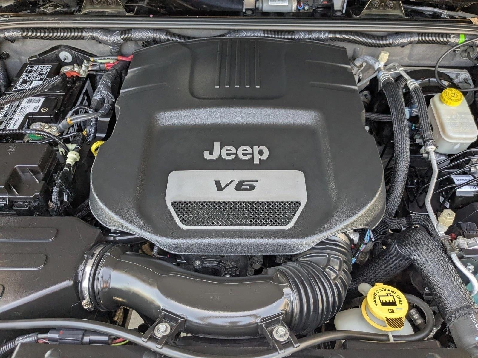 2015 Jeep Wrangler Unlimited 4WD 4dr Sahara