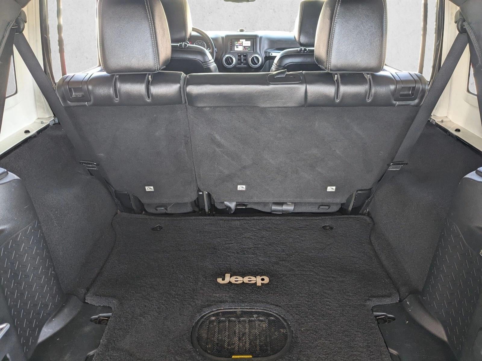 2015 Jeep Wrangler Unlimited 4WD 4dr Sahara