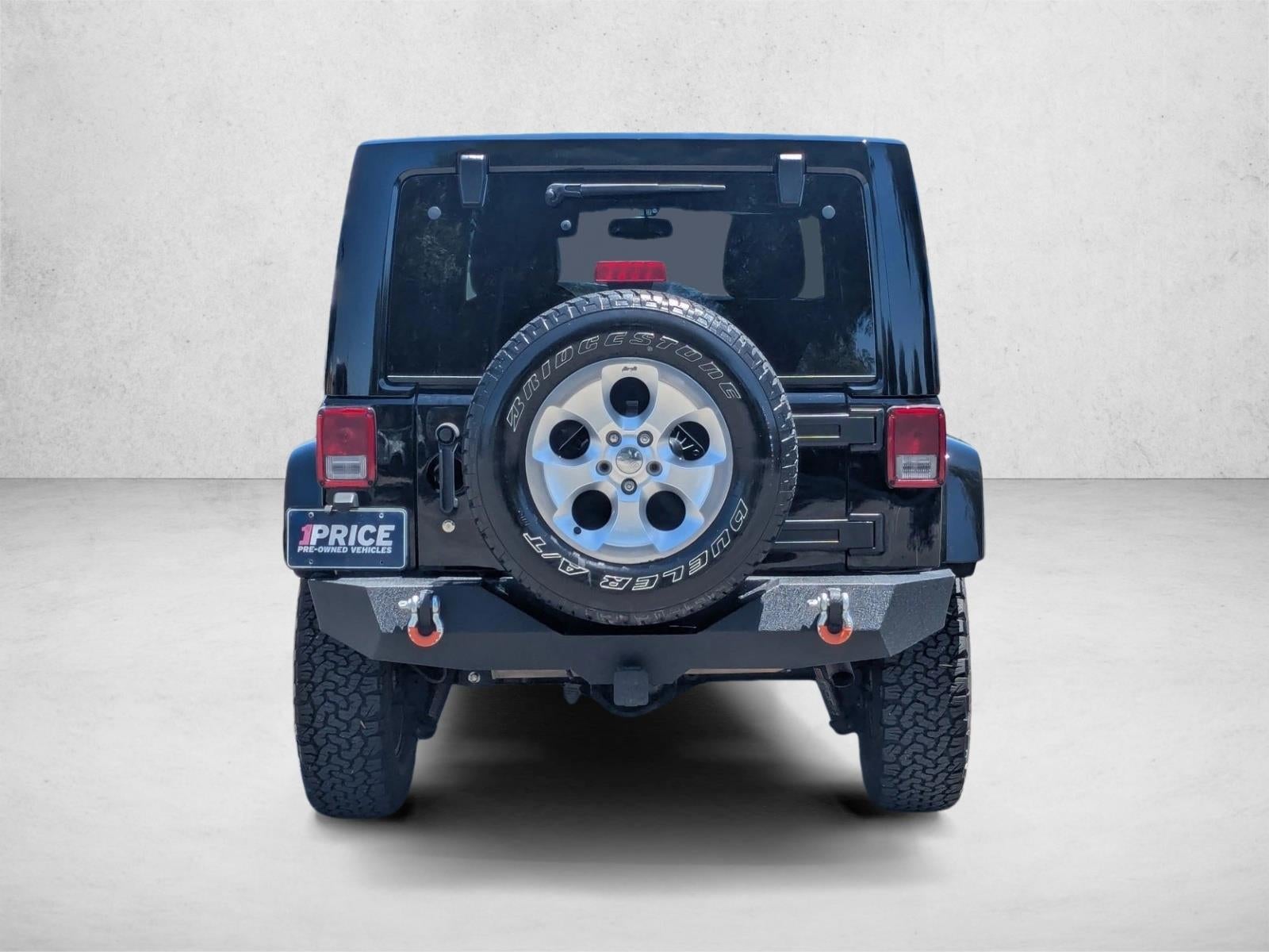 2015 Jeep Wrangler Unlimited 4WD 4dr Sahara