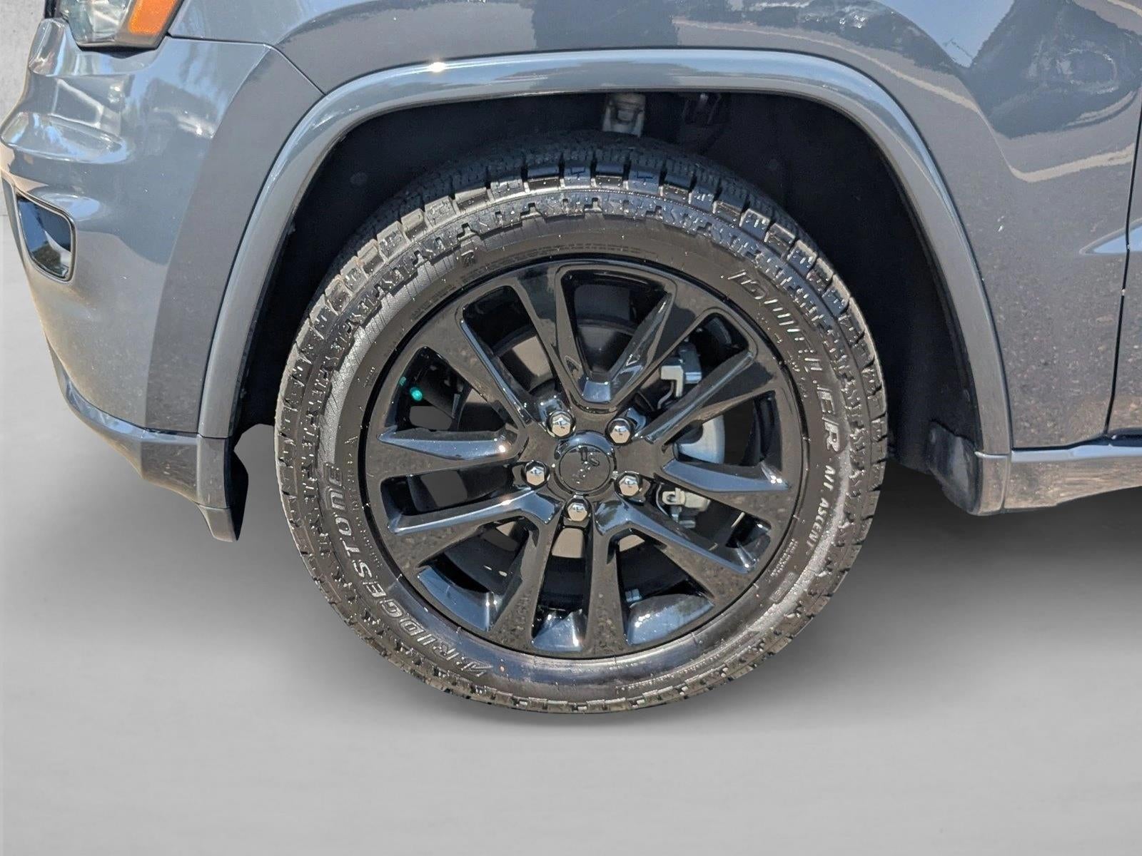 2018 Jeep Grand Cherokee Altitude 4x2 *Ltd Avail*