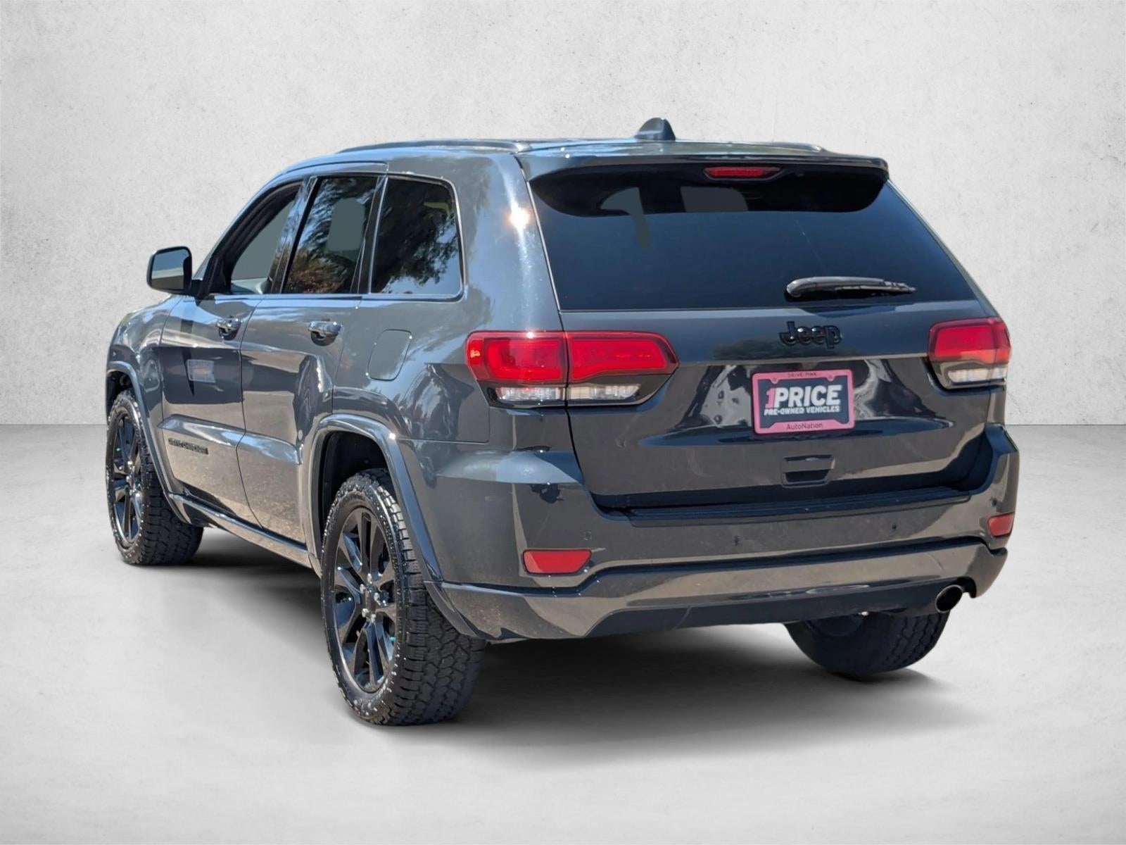 2018 Jeep Grand Cherokee Altitude 4x2 *Ltd Avail*