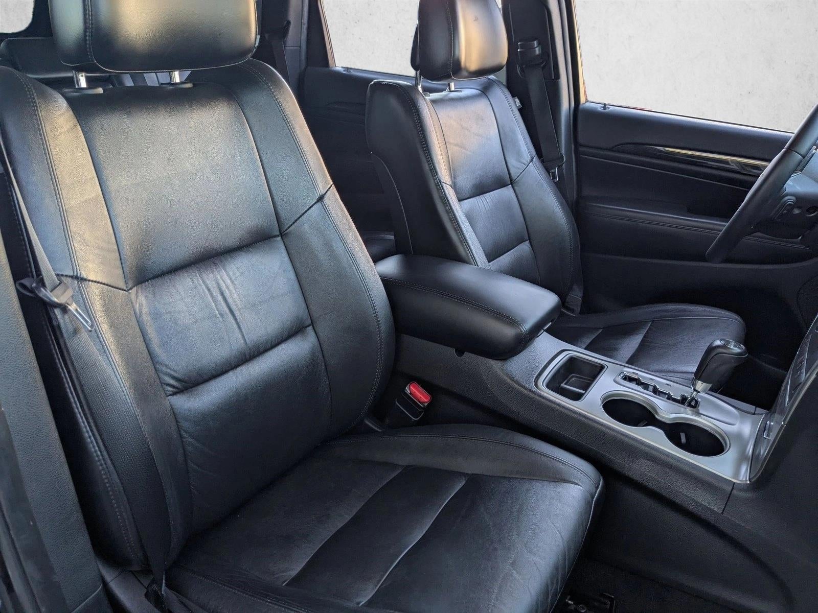 2013 Jeep Grand Cherokee RWD 4dr Laredo