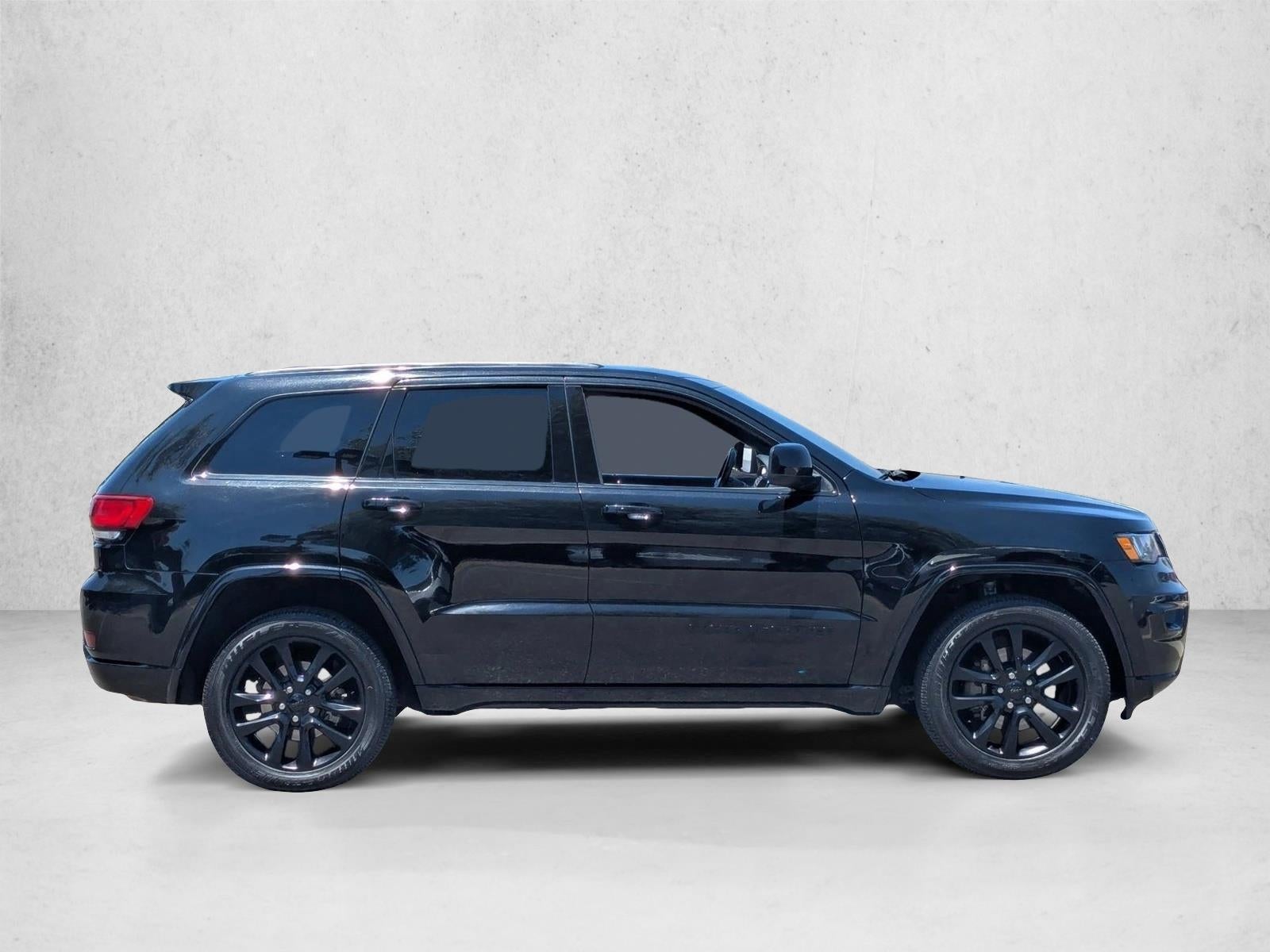 2021 Jeep Grand Cherokee Laredo X 4x4