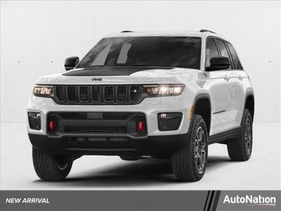2023 Jeep Grand Cherokee Altitude 4x2