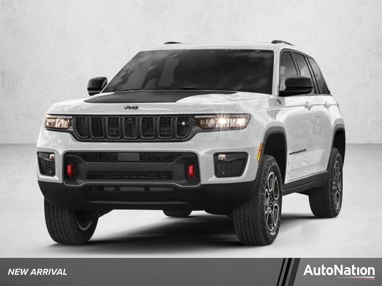 2023 Jeep Grand Cherokee Altitude 4x2