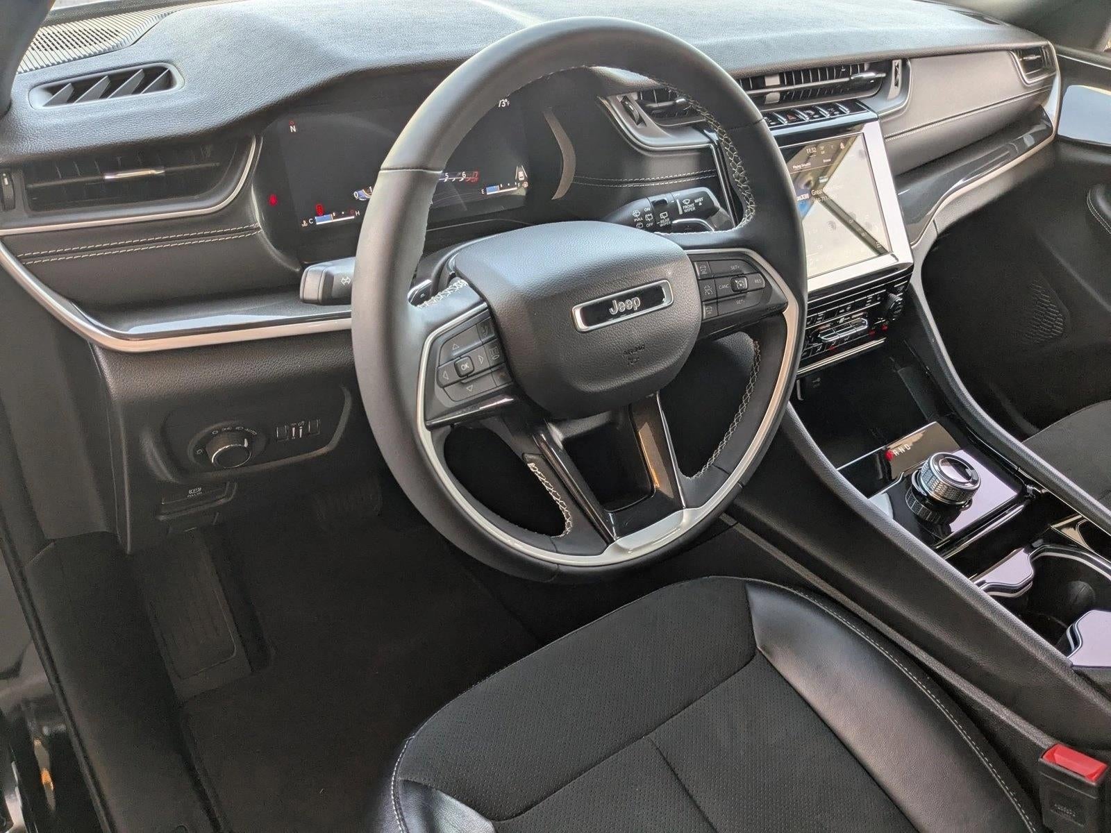 2023 Jeep Grand Cherokee Altitude 4x2