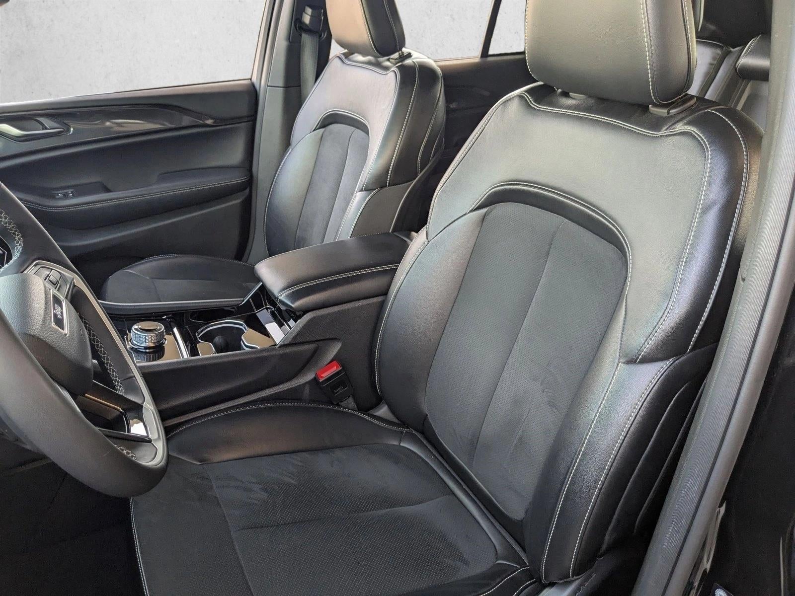 2023 Jeep Grand Cherokee Altitude 4x2