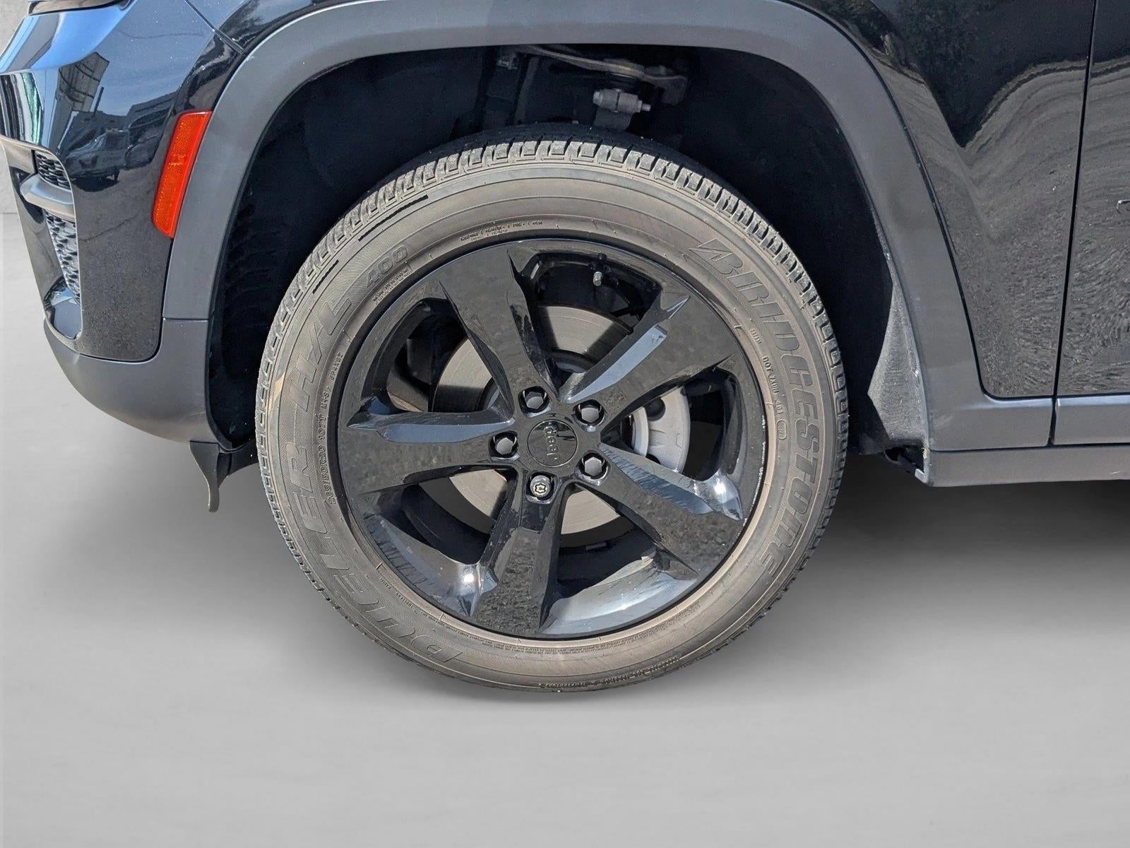 2023 Jeep Grand Cherokee Altitude 4x2