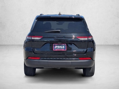 2023 Jeep Grand Cherokee Altitude 4x2