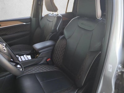 2026 Jeep Grand Cherokee Summit 4x4