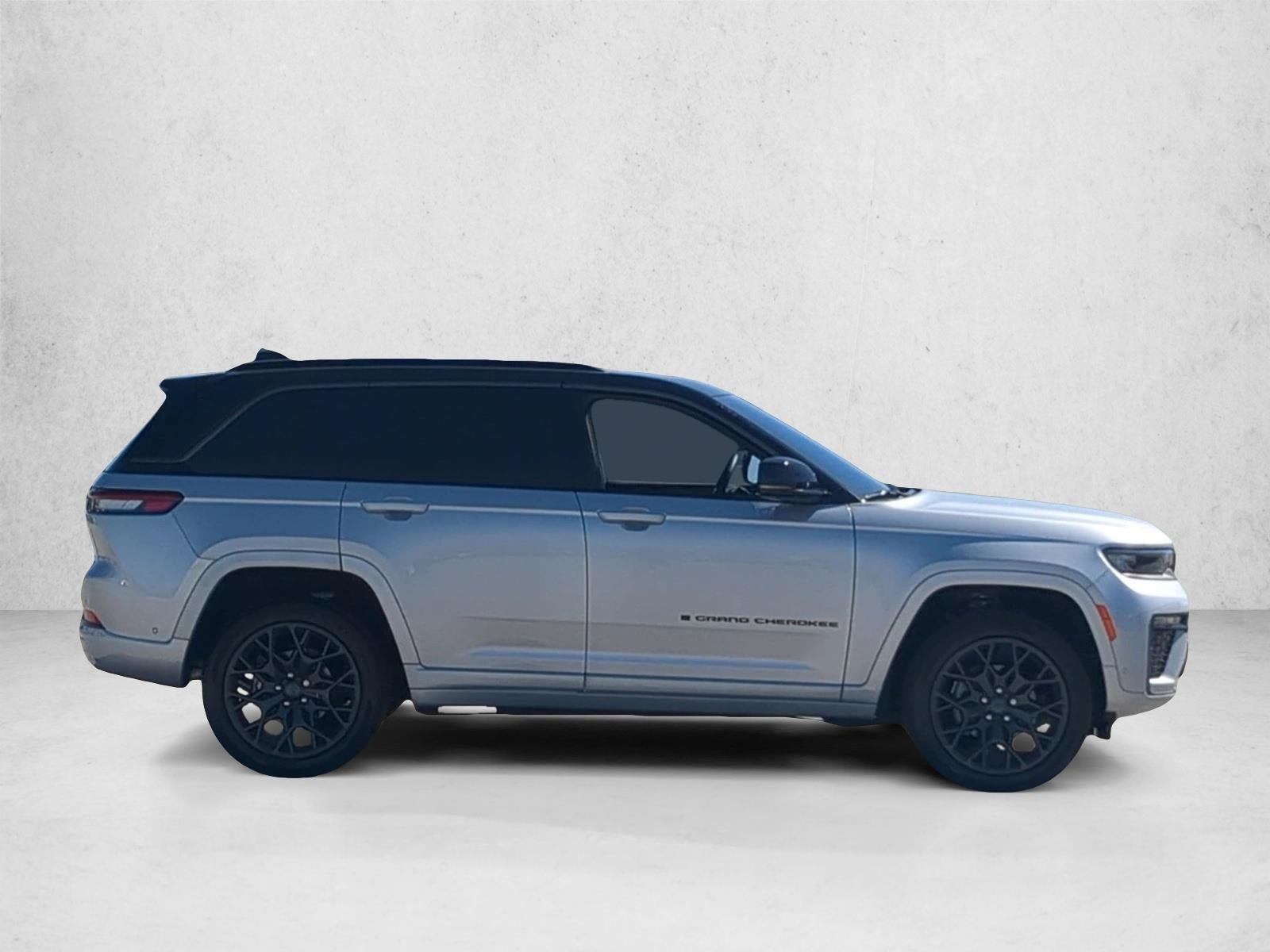 2026 Jeep Grand Cherokee Summit 4x4
