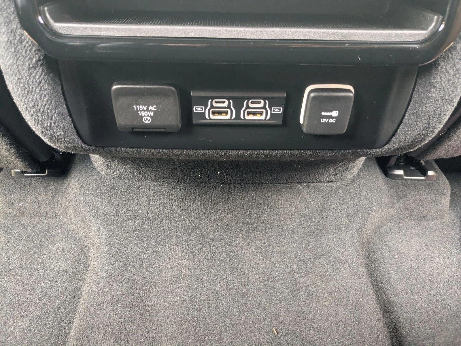 2024 Jeep Wagoneer Series II 4x2