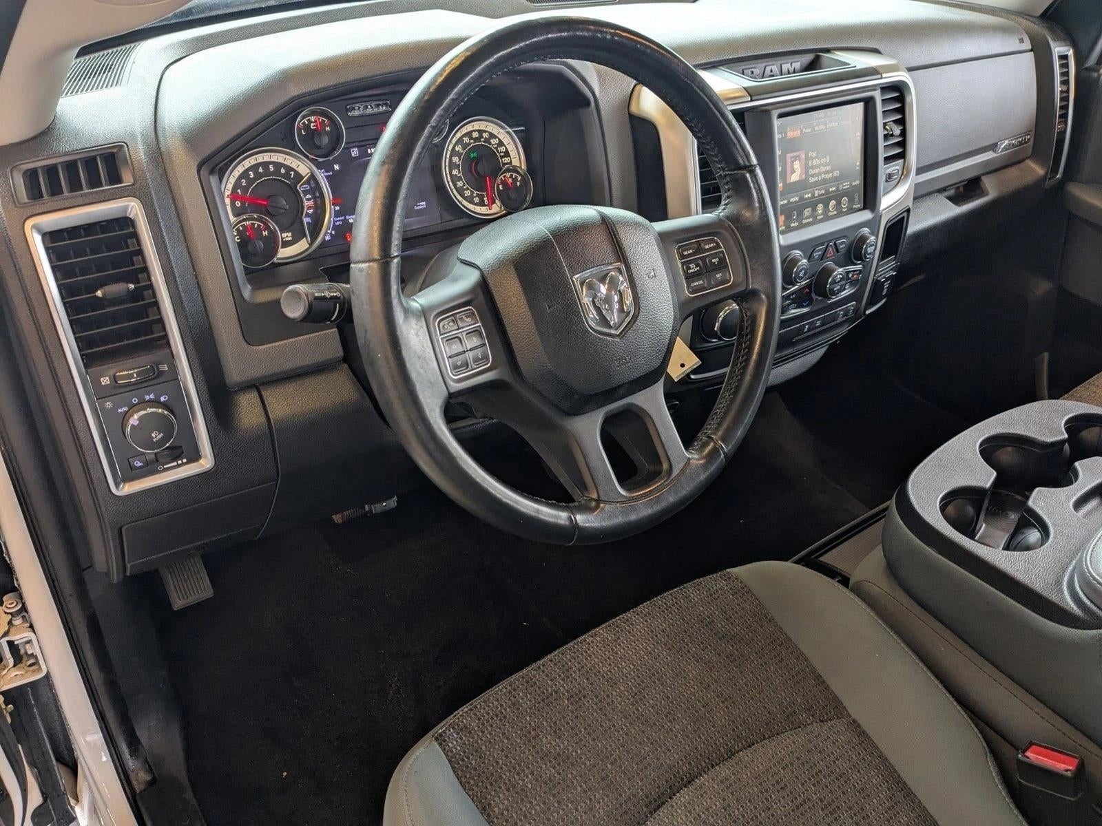 2017 RAM 1500 Big Horn 4x2 Crew Cab 5'7" Box