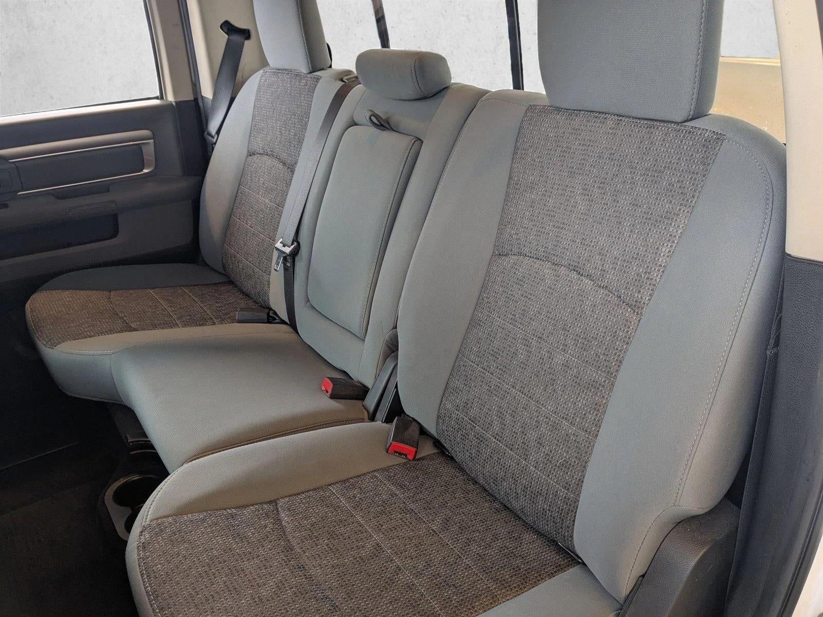 2017 RAM 1500 Big Horn 4x2 Crew Cab 5'7" Box