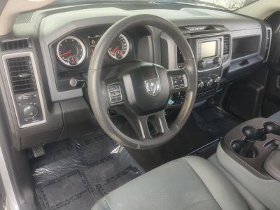 2019 RAM 1500 Classic Express 4x4 Crew Cab 5'7" Box