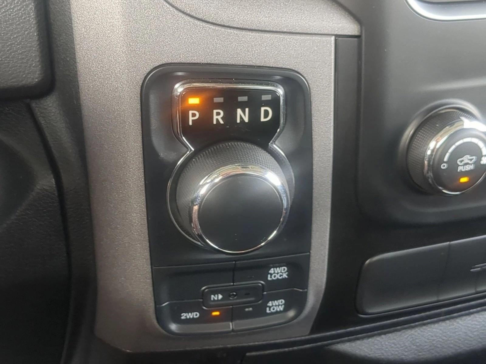 2019 RAM 1500 Classic Express 4x4 Crew Cab 5'7" Box