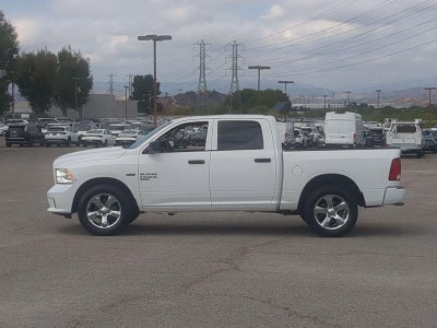 2019 RAM 1500 Classic Express 4x4 Crew Cab 5'7" Box