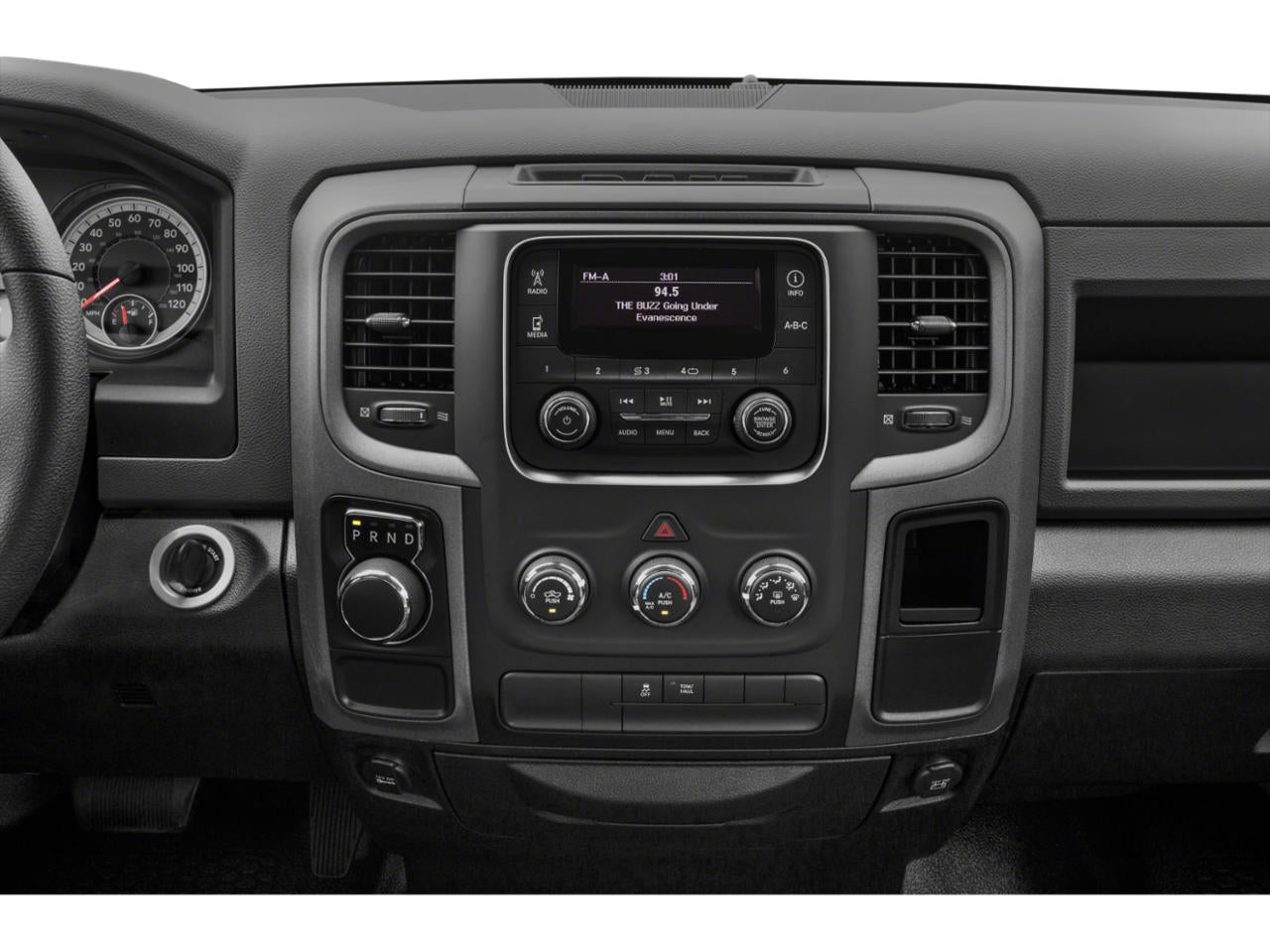 2019 RAM 1500 Classic Express 4x4 Crew Cab 5'7" Box