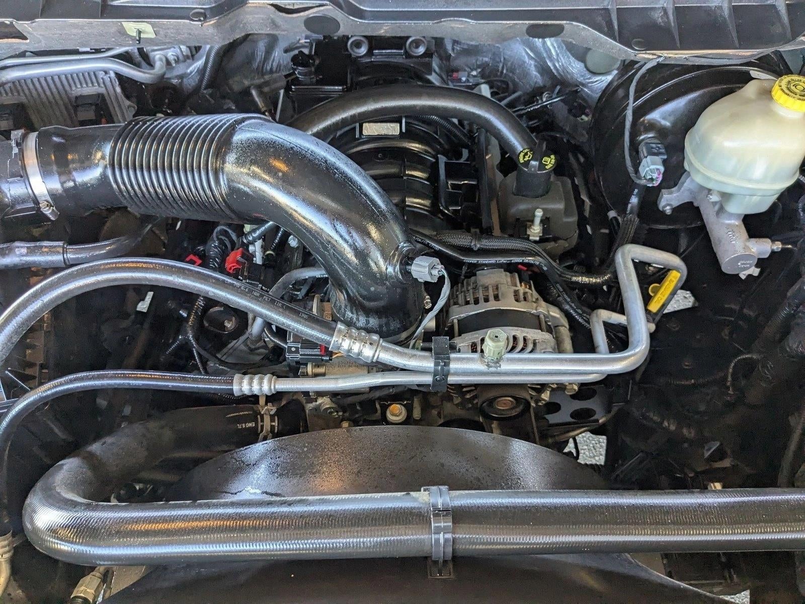 2016 RAM 1500 4WD Crew Cab 6.4 Ft Box Sport