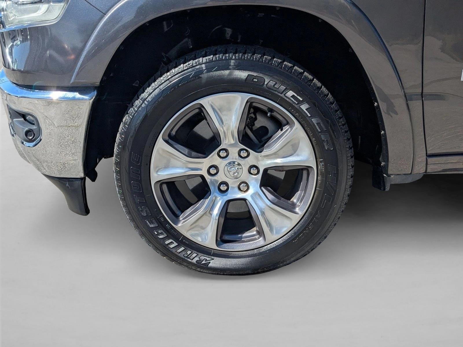 2020 RAM 1500 Laramie 4x2 Crew Cab 5'7" Box