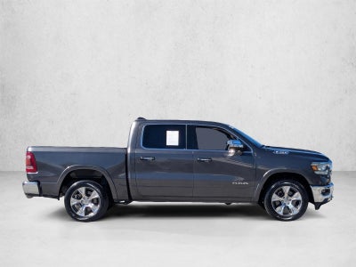 2020 RAM 1500 Laramie 4x2 Crew Cab 5'7" Box