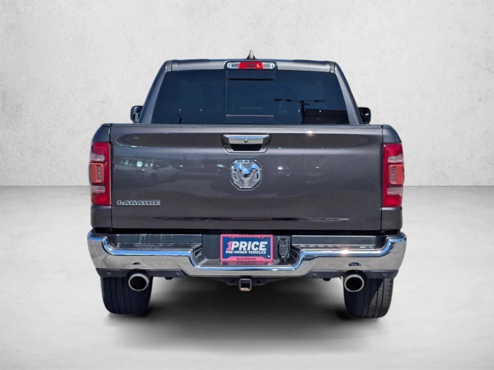 2020 RAM 1500 Laramie 4x2 Crew Cab 5'7" Box