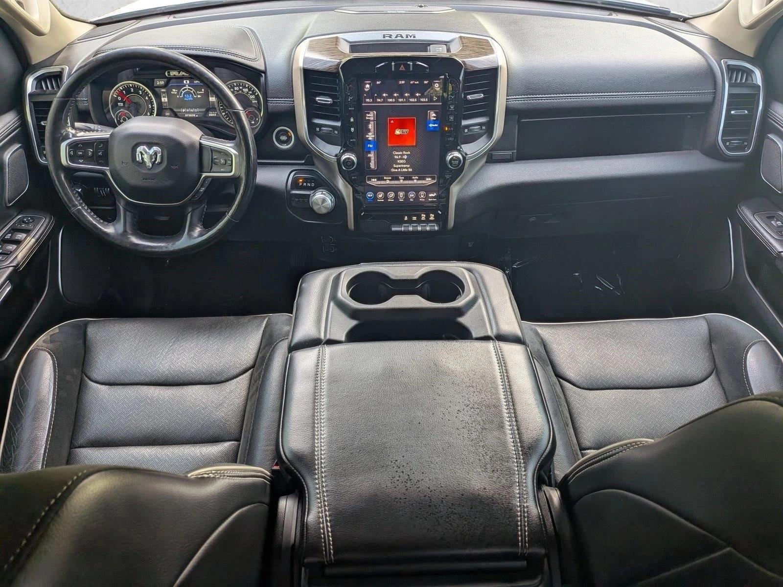 2019 RAM 1500 Laramie 4x2 Crew Cab 5'7" Box