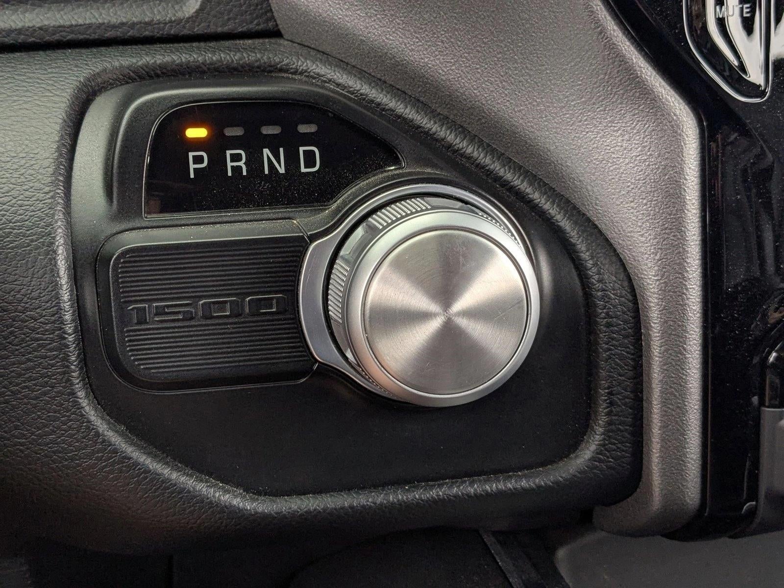 2020 RAM 1500 Laramie 4x2 Crew Cab 5'7" Box