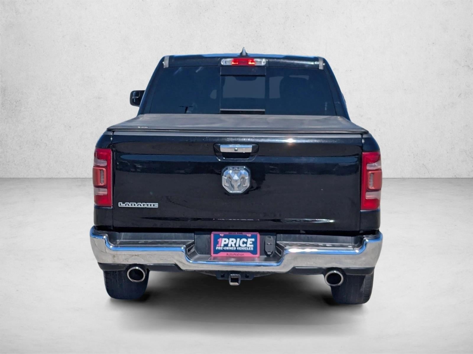 2020 RAM 1500 Laramie 4x2 Crew Cab 5'7" Box