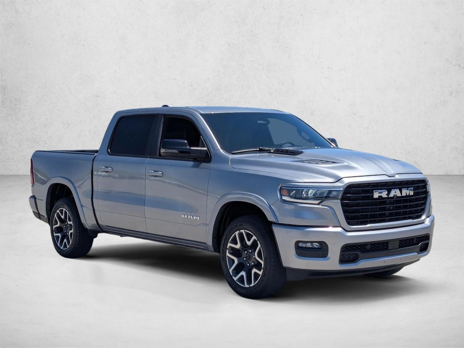 2025 RAM 1500 Laramie 4x4 Crew Cab 5'7" Box