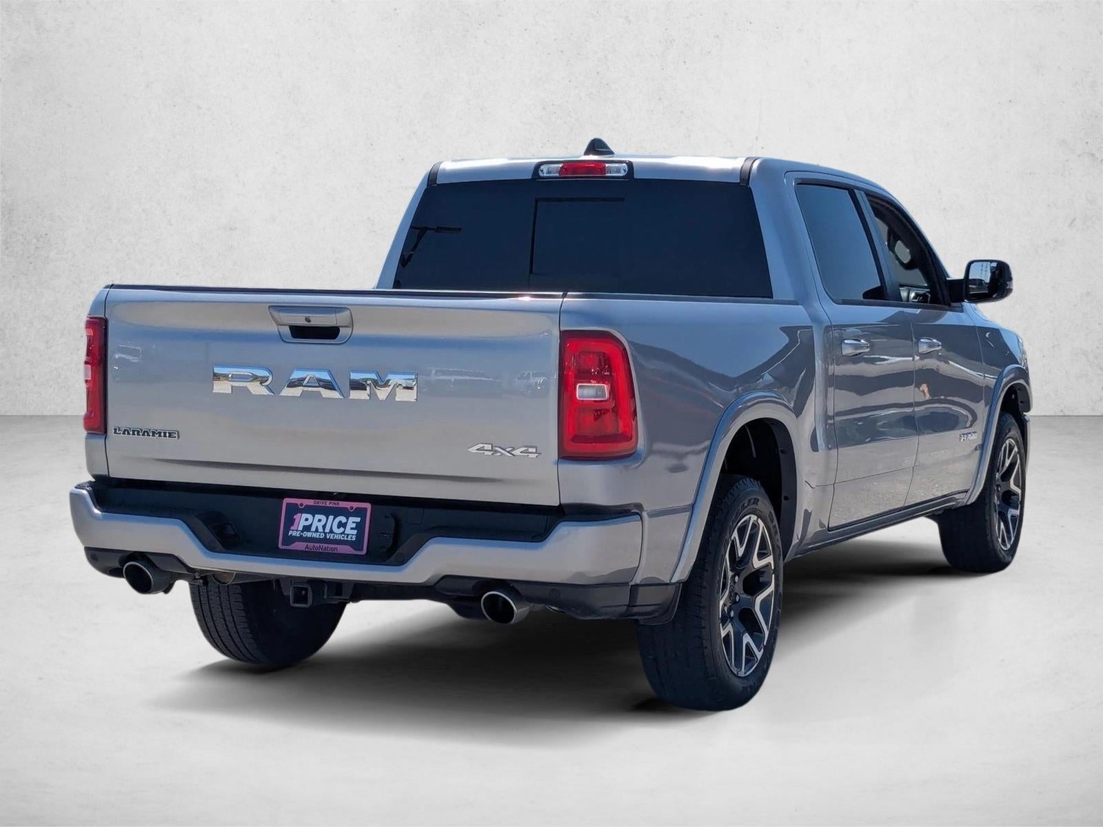 2025 RAM 1500 Laramie 4x4 Crew Cab 5'7" Box
