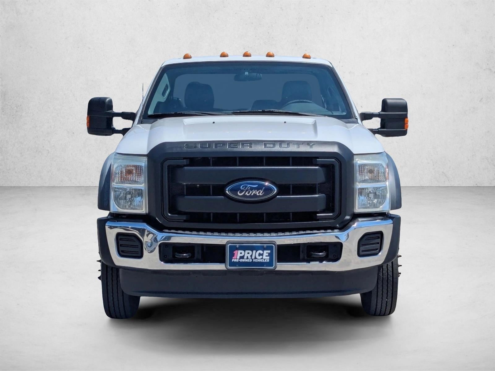 2016 Ford Super Duty F-550 DRW 2WD Reg Cab 141" WB 60" CA XLT