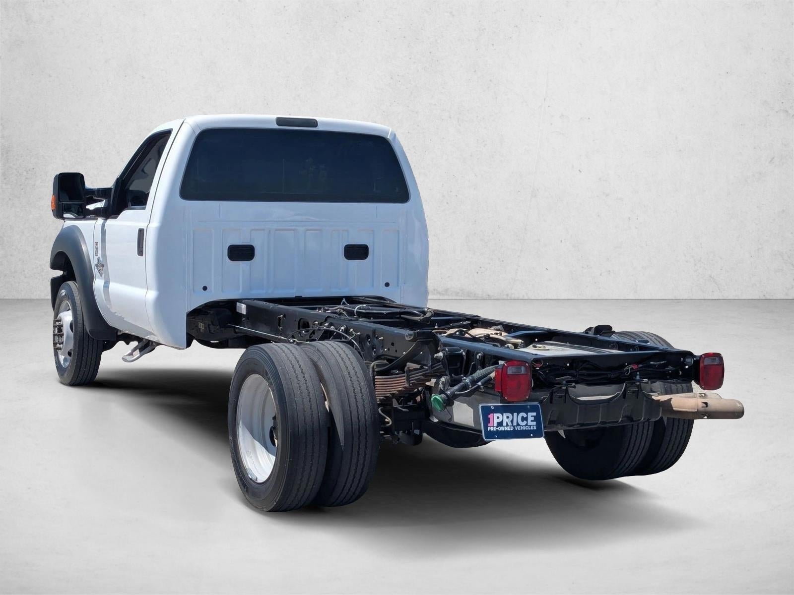 2016 Ford Super Duty F-550 DRW 2WD Reg Cab 141" WB 60" CA XLT