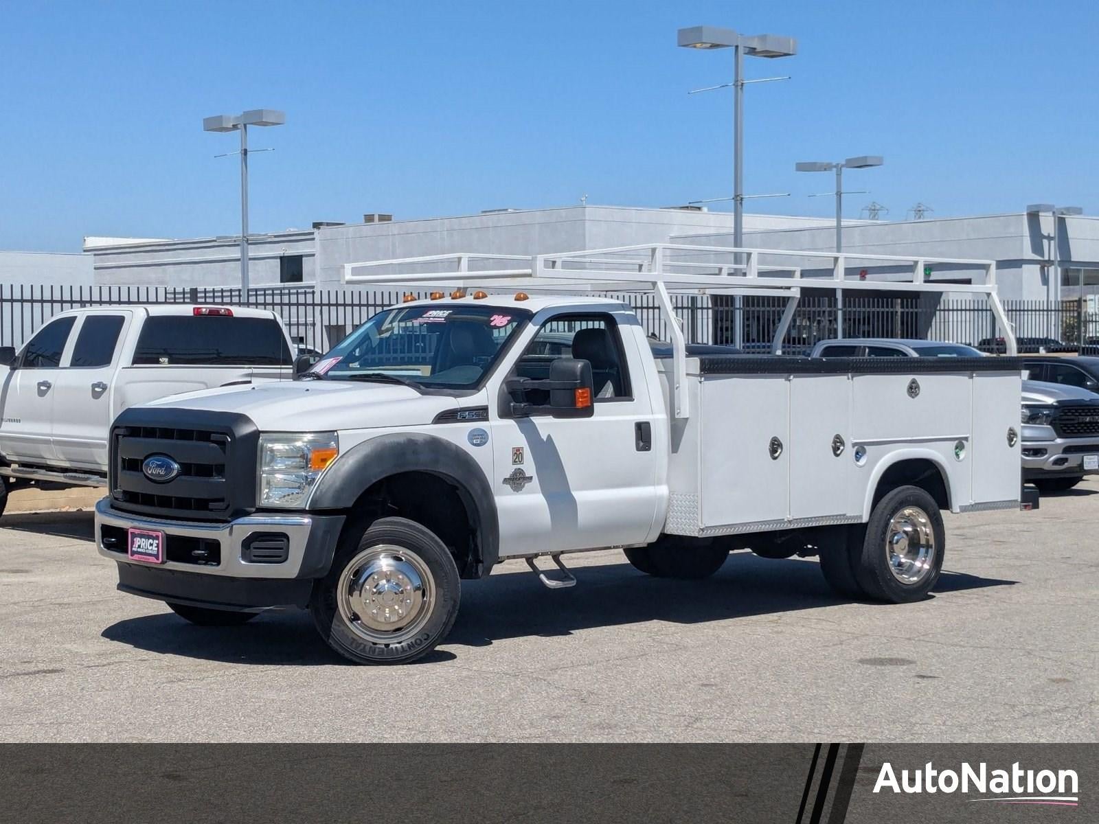 2016 Ford Super Duty F-550 DRW 2WD Reg Cab 141" WB 60" CA XL