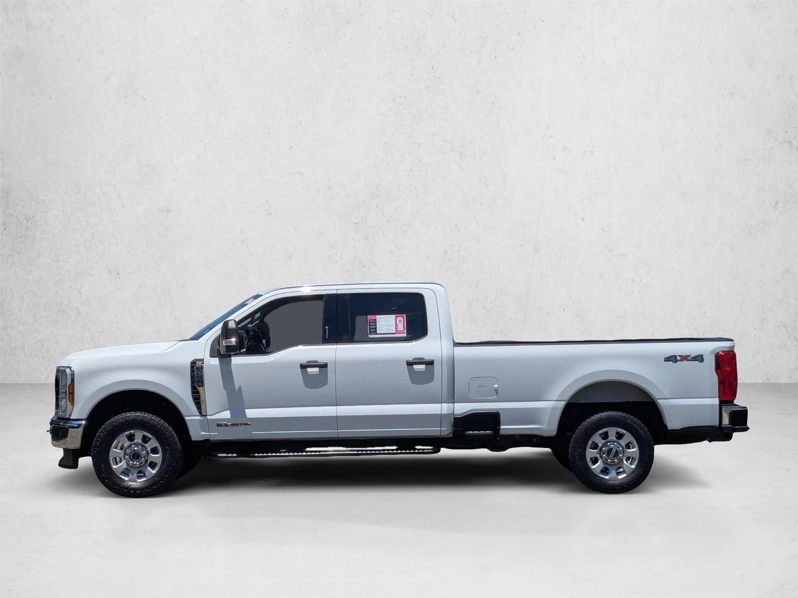 2024 Ford Super Duty F-250 SRW XLT 4WD Crew Cab 6.75' Box