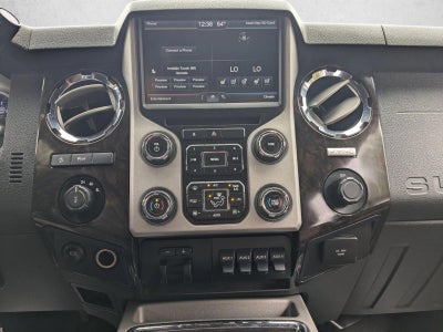 2015 Ford Super Duty F-350 SRW 4WD Crew Cab 6-3/4 Ft Box Platinum