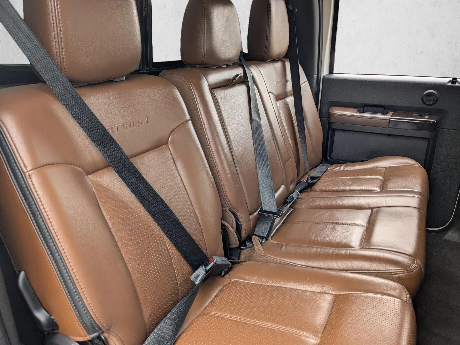 2015 Ford Super Duty F-350 SRW 4WD Crew Cab 6-3/4 Ft Box Platinum