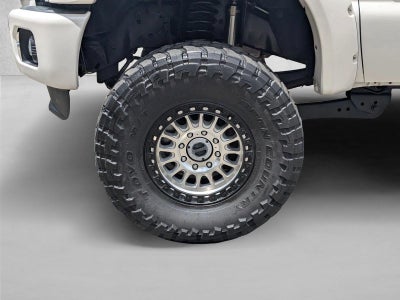 2015 Ford Super Duty F-350 SRW 4WD Crew Cab 6-3/4 Ft Box Platinum