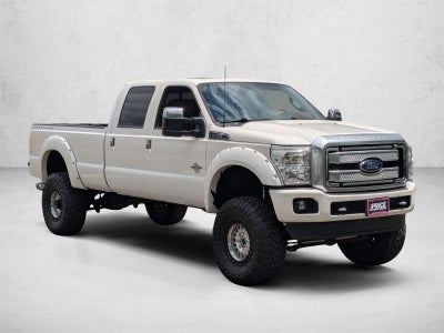 2015 Ford Super Duty F-350 SRW 4WD Crew Cab 6-3/4 Ft Box Platinum