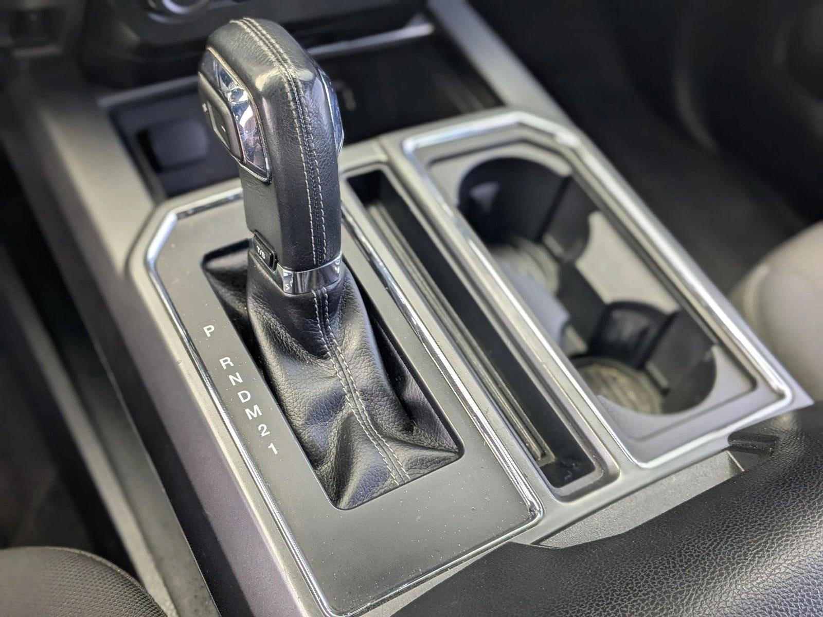 2015 Ford F-150 4WD SuperCrew 5-1/2 Ft Box XLT