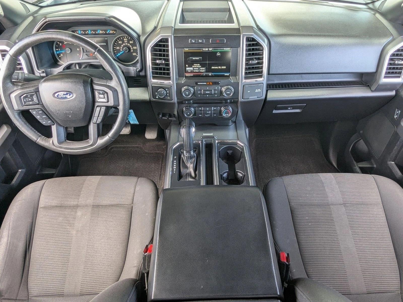 2015 Ford F-150 4WD SuperCrew 5-1/2 Ft Box XLT