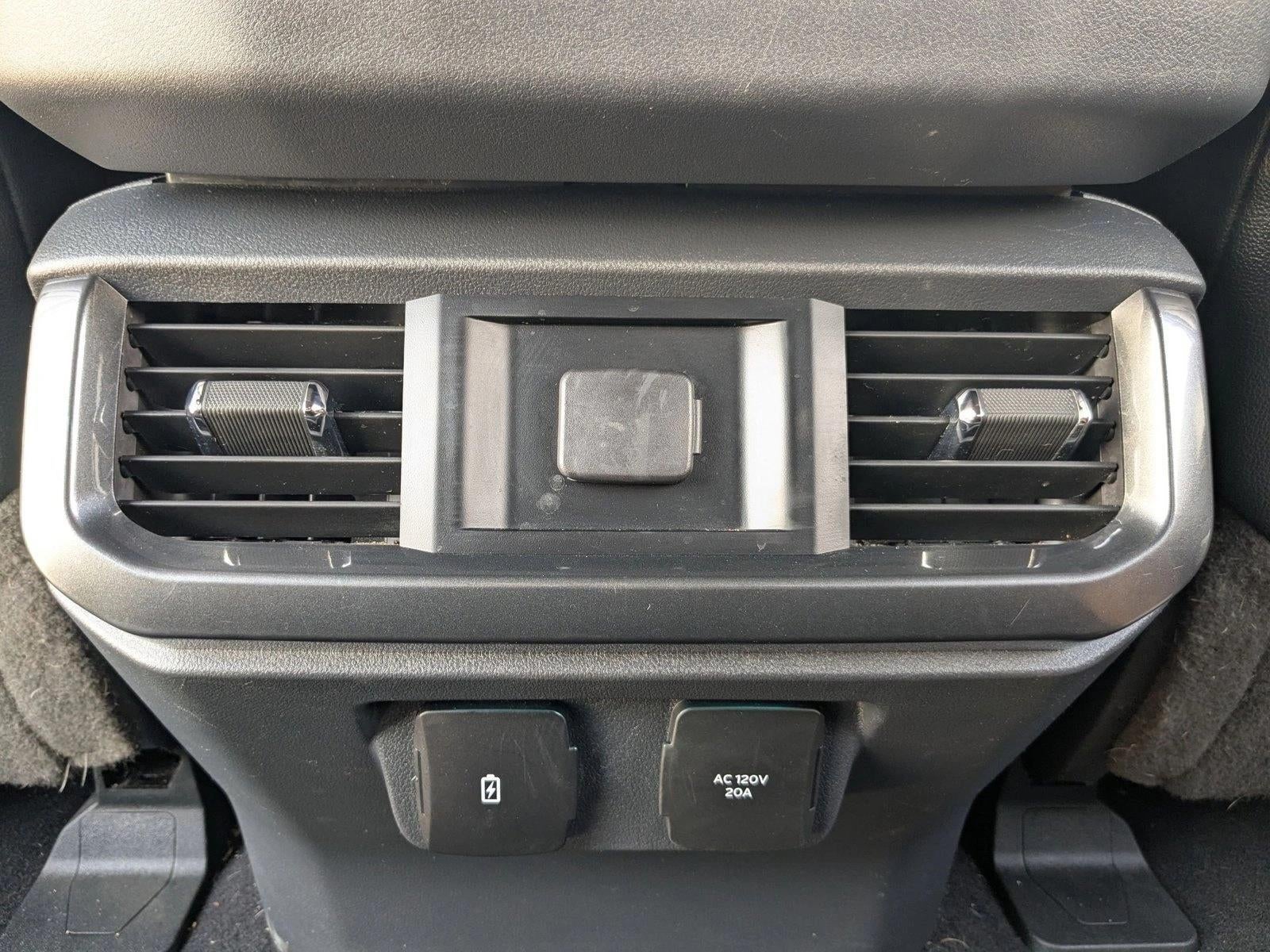 2023 Ford F-150 XLT 4WD SuperCrew 5.5' Box