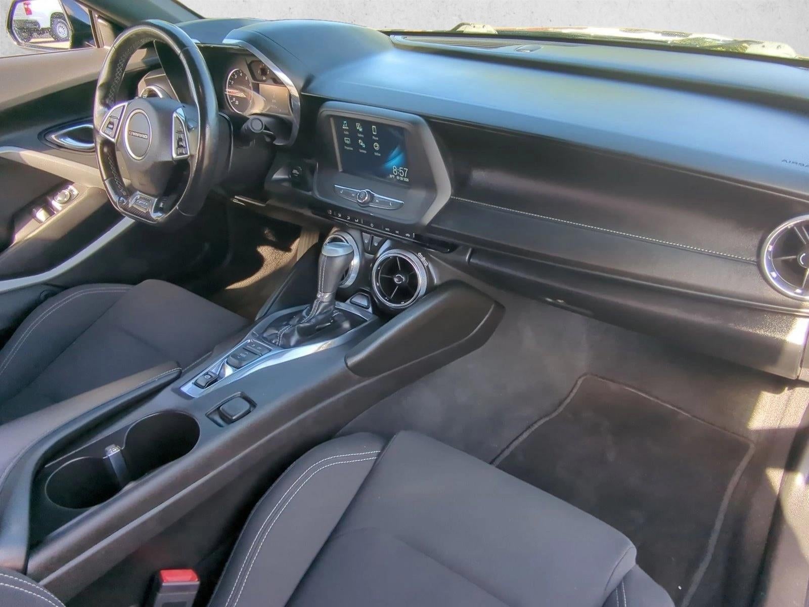 2017 Chevrolet Camaro 2dr Coupe 1LT