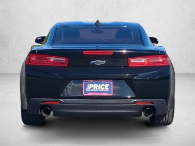 2017 Chevrolet Camaro 2dr Coupe 1LT