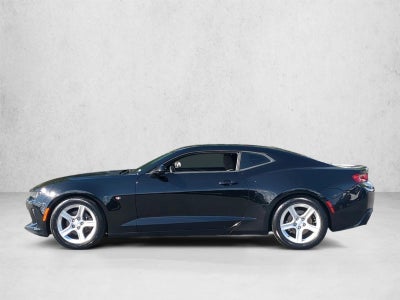 2017 Chevrolet Camaro 2dr Coupe 1LT