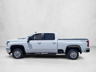2022 Chevrolet Silverado 2500 HD Crew Cab Standard Box 4-Wheel Drive LT