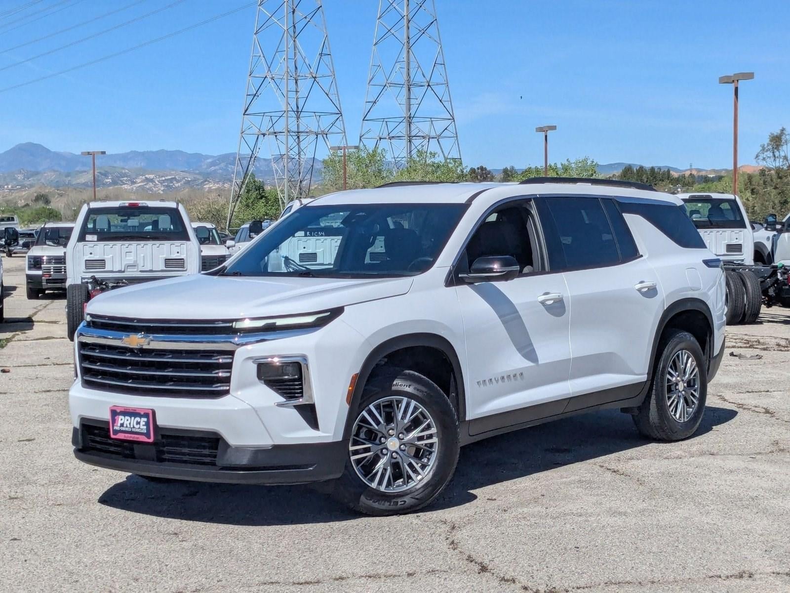 2024 Chevrolet Traverse LT w/1LT