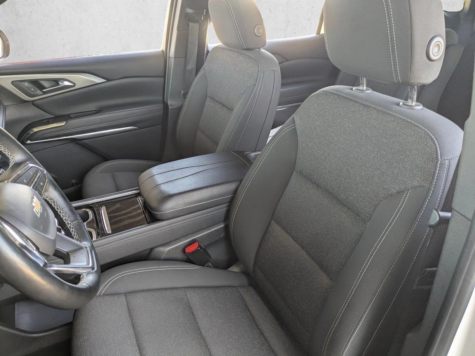 2024 Chevrolet Traverse LT w/1LT